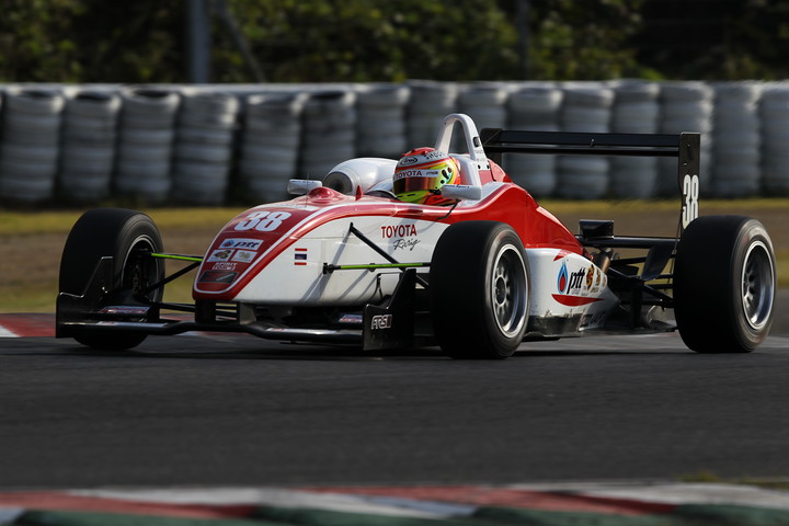 Nクラス決勝2位はナニン・インドラ・パユーング（トムススピリット）