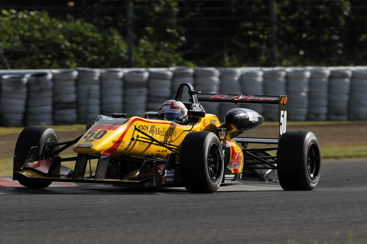 決勝2位は千代勝正（B-MAX）