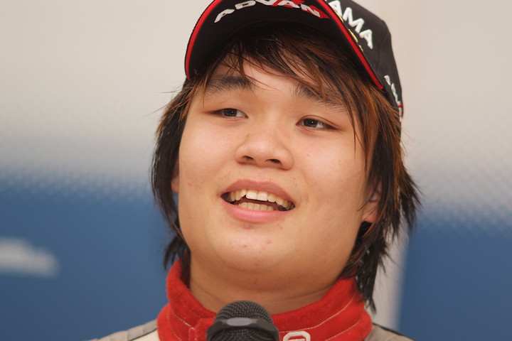 決勝記者会見: Nクラス優勝のナニン・インドラ・パユーング（トムススピリット）