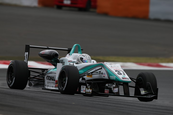 予選2位は勝田貴元（トムス）