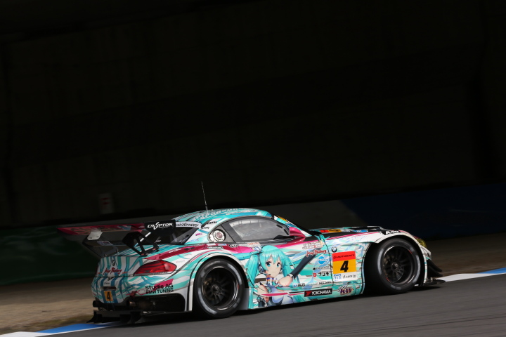 公式練習: 谷口信輝／片岡龍也組（GT300:GSR 初音ミク　BMW）