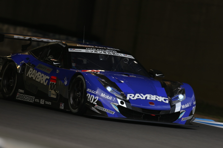 公式練習: 伊沢拓也／小暮卓史組（GT500:RAYBRIG HSV-010）