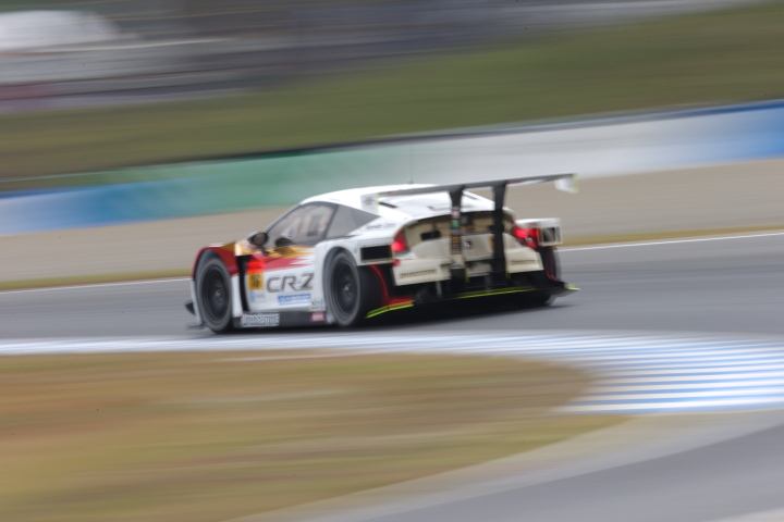 公式練習: 武藤英紀／中山友貴組（GT300:MUGEN CR-Z GT）