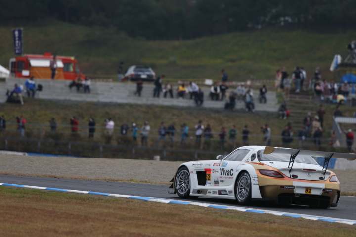 公式練習: 竹内浩典／土屋武士組（GT300:OKINAWA-IMP SLS）