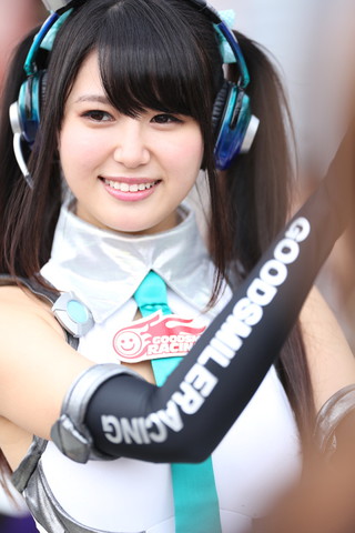 ピットウォーク: レースクイーン