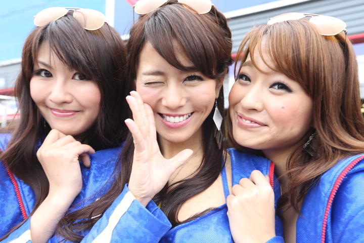 ピットウォーク: レースクイーン