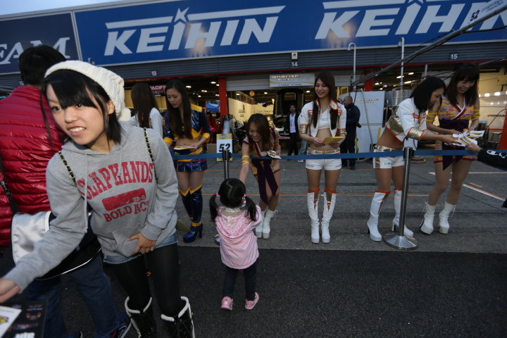 GTキッズウォーク: レースクイーン