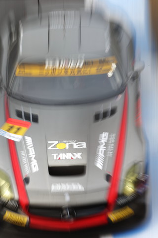 フリー走行: 平中克幸／ビヨン・ビルドハイム組（GT300:GAINER DIXCEL SLS）