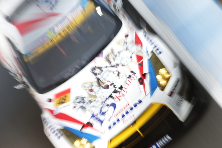 フリー走行: 高森博士／千代勝正組（GT300:DIJON Racing IS GT-R）