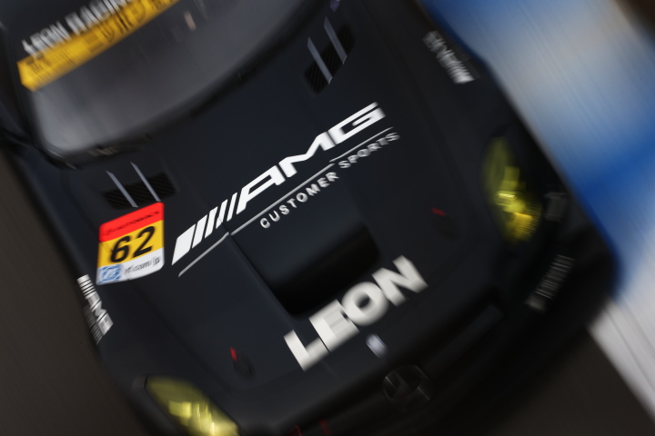 フリー走行: 黒澤治樹／黒澤翼組（GT300:LEON SLS）