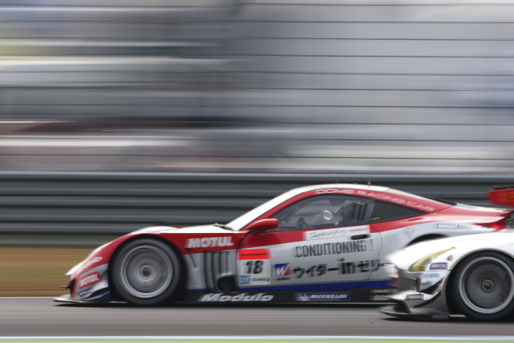 サーキットサファリ: 山本尚貴／フレデリック・マコヴィッキィ組（GT500:ウイダー モデューロ HSV-010） 山本尚貴（GT500:ウイダー モデューロ HSV-010） フレデリック・マコヴィッキィ（GT500:ウイダー モデューロ HSV-010）	