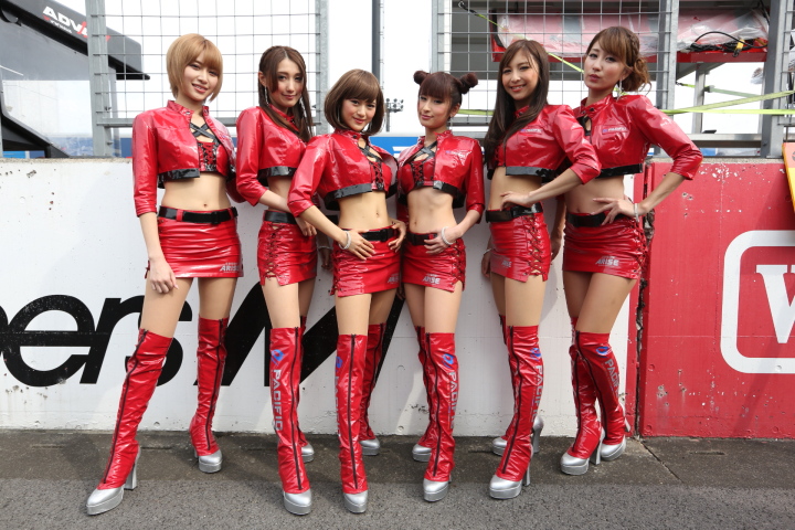 ピットウォーク: レースクイーン