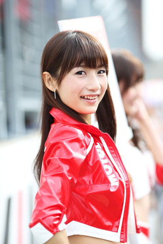 ピットウォーク: レースクイーン