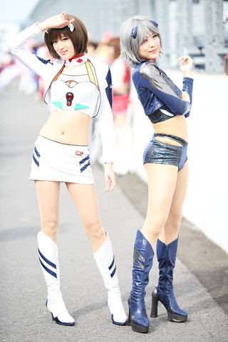 ピットウォーク: レースクイーン