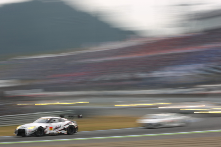 決勝レース: 千代勝正（GT300:DIJON Racing IS GT-R）