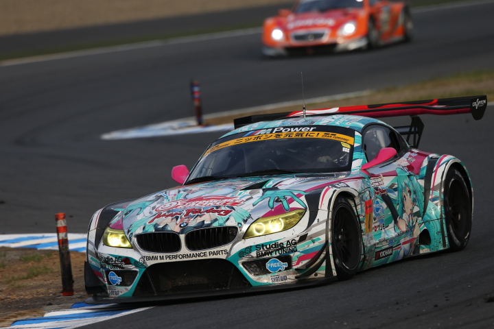 決勝レース: 谷口信輝（GT300:GSR 初音ミクBMW）
