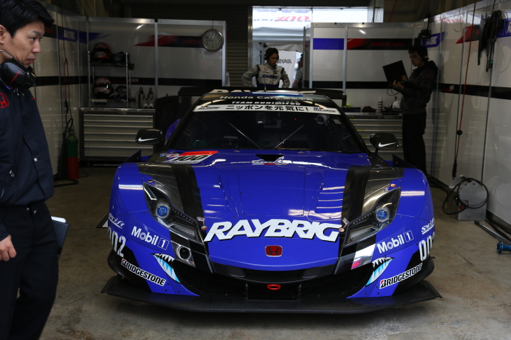 GT500:RAYBRIG HSV-010（伊沢拓也／小暮卓史組）