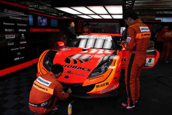 GT500:ARTA HSV-010（ラルフ・ファーマン／松浦孝亮組）