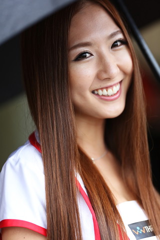 決勝日ピットウォーク: レースクイーン