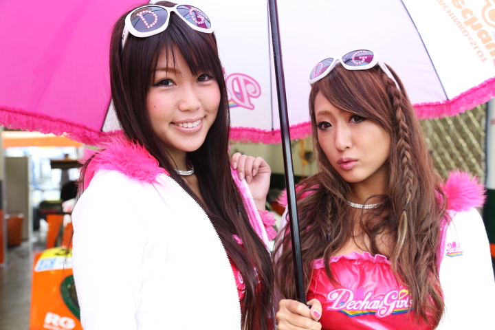 ピットウォーク: レースクイーン