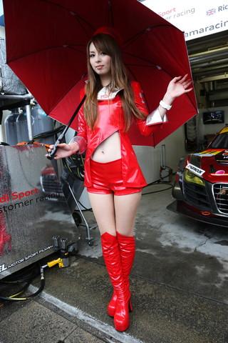 ピットウォーク: レースクイーン