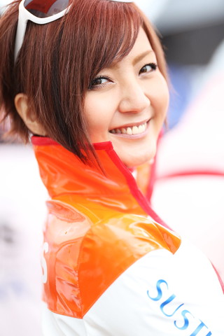 ピットウォーク: レースクイーン