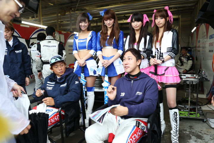 脇阪寿一／石浦宏明（GT500:DENSO KOBELCO SC430）