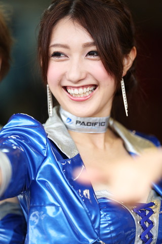 ピットウォーク: レースクイーン