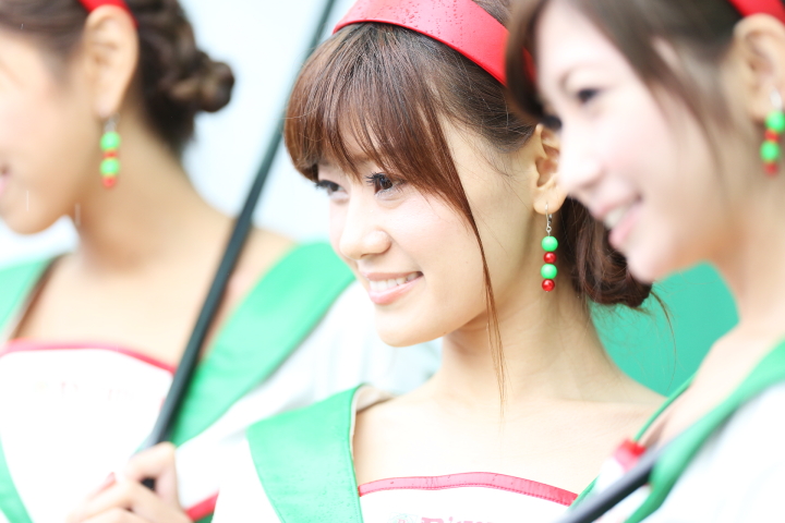 ピットウォーク: レースクイーン