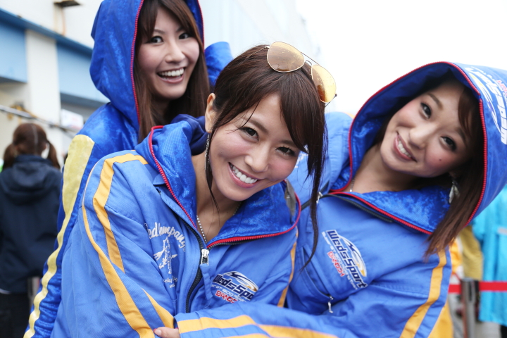 GTキッズウォーク: レースクイーン