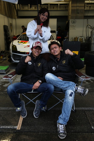 GTキッズウォーク: 山内英輝／吉本大樹（GT300:ラ・セーヌ ランボルギーニ GT3）