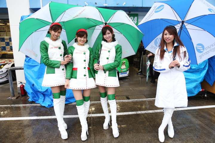 GTキッズウォーク: レースクイーン