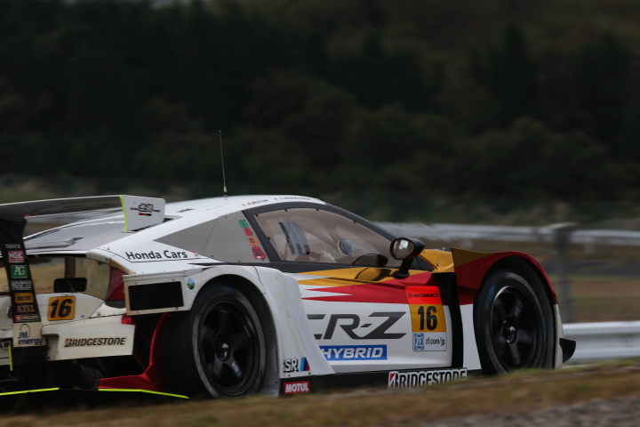 公式予選: 武藤英紀／中山友貴組（GT300:MUGEN CR-Z GT）