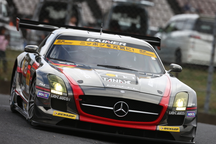 公式予選: 平中克幸／ビヨン・ビルドハイム組（GT300:GAINER DIXCEL SLS）