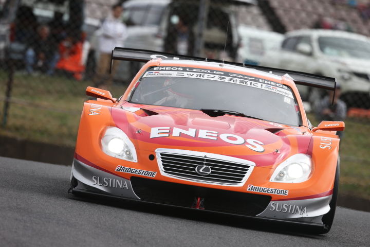 公式予選: 大嶋和也／国本雄資組（GT500: ENEOS SUSTINA SC430）