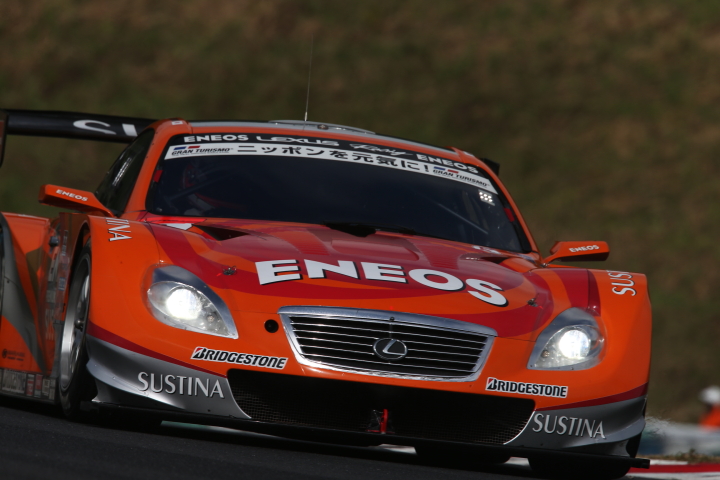 公式予選: 大嶋和也／国本雄資組（GT500: ENEOS SUSTINA SC430）