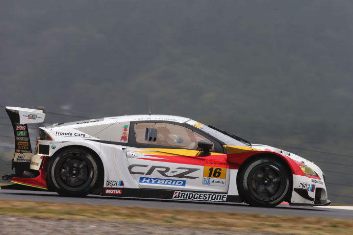 サーキットサファリ: 武藤英紀／中山友貴組（GT300:MUGEN CR-Z GT）