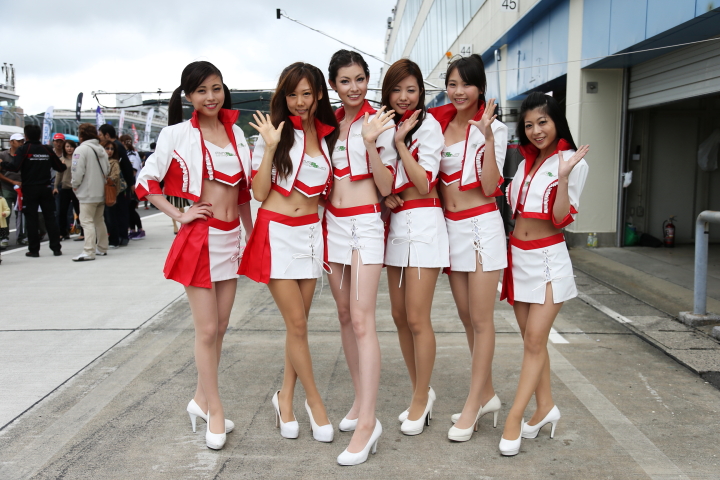 オートポリスサーキットクイーン