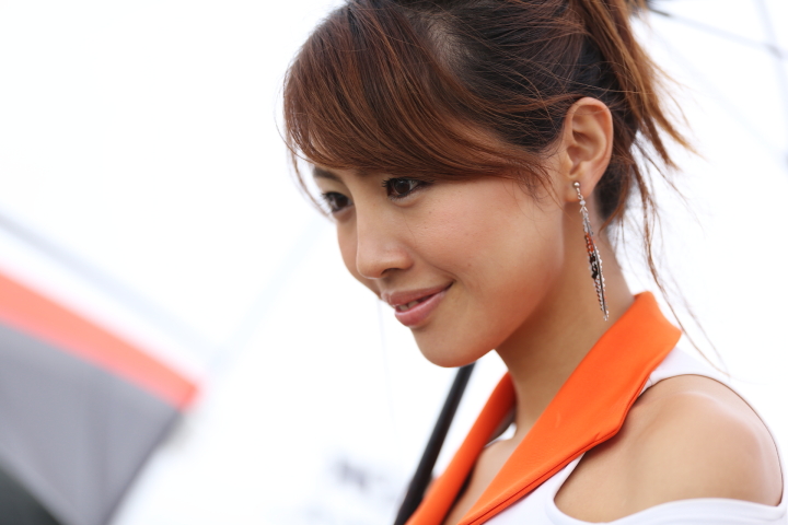 スターティンググリッド: レースクイーン