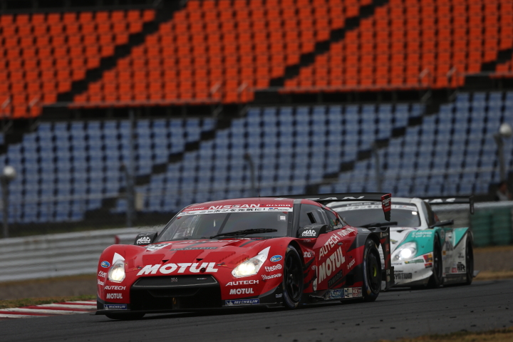 決勝レース: 柳田真孝／ロニー・クインタレッリ組（GT500:MOTUL AUTECH GT-R）