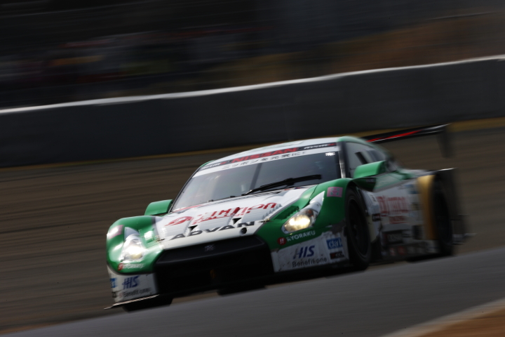 D'station ADVAN GT-R（安田裕信／ミハエル・クルム組）