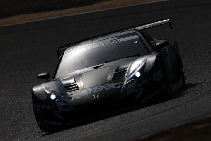 RAYBRIG HSV-010（伊沢拓也／小暮卓史組）