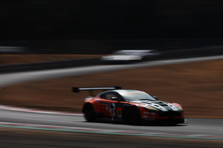 Exe Aston Martin（加納政樹／安岡秀徒組）