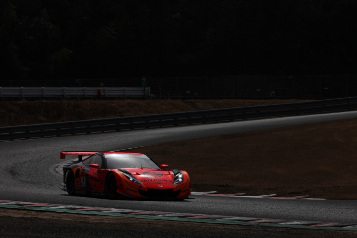 ARTA HSV-010 （ラルフ・ファーマン／松浦孝亮組）