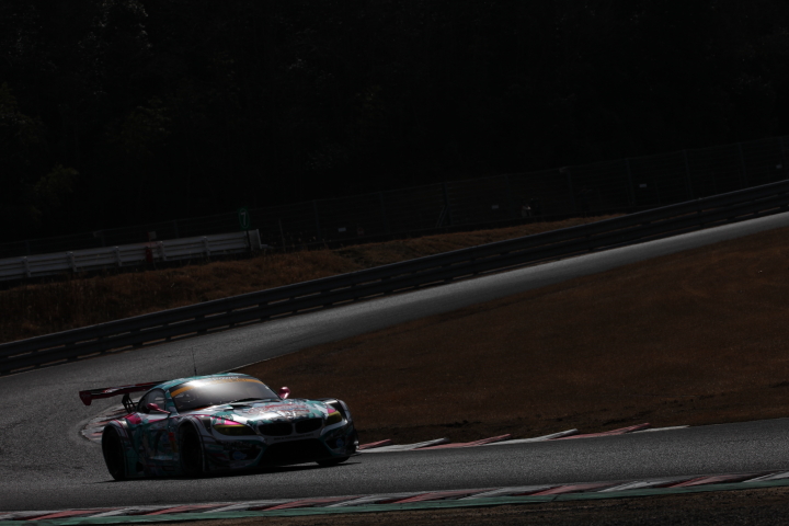 GSR 初音ミク　BMW（谷口信輝／片岡龍也組）