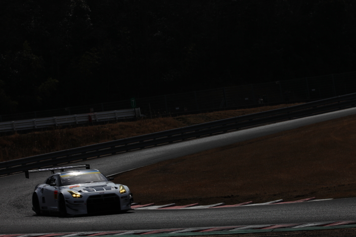 DIJON Racing GT-R（高森博士／千代勝正組）