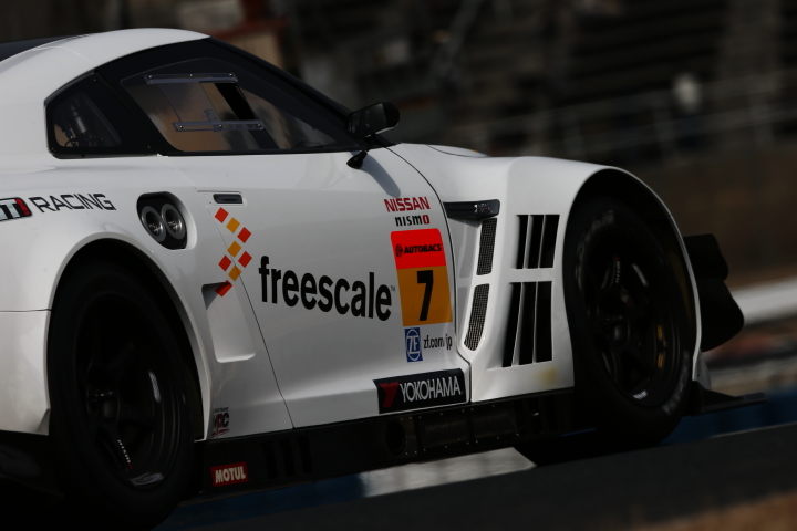 OGT Bonds Racing GT-R（イゴール・スシュコ／折目遼組）