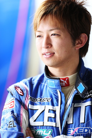 平手晃平（ZENT CERUMO SC430）