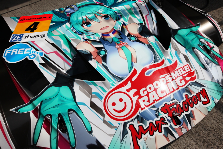 GSR 初音ミク　BMW（谷口信輝／片岡龍也組）