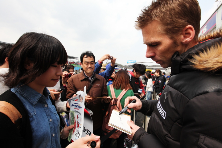 ミハエル・クルム（D'station ADVAN GT-R）